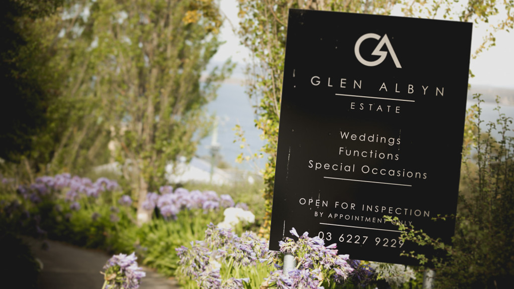 Glen Albyn Wedding - Hobart Wedding Photographer - Island 26 - Tony Lomas